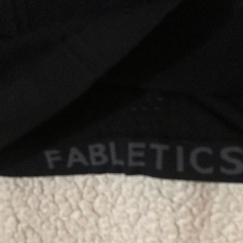 Fabletics Long Sleeved, Thumb Holed Active Wear - Picture 5 of 5